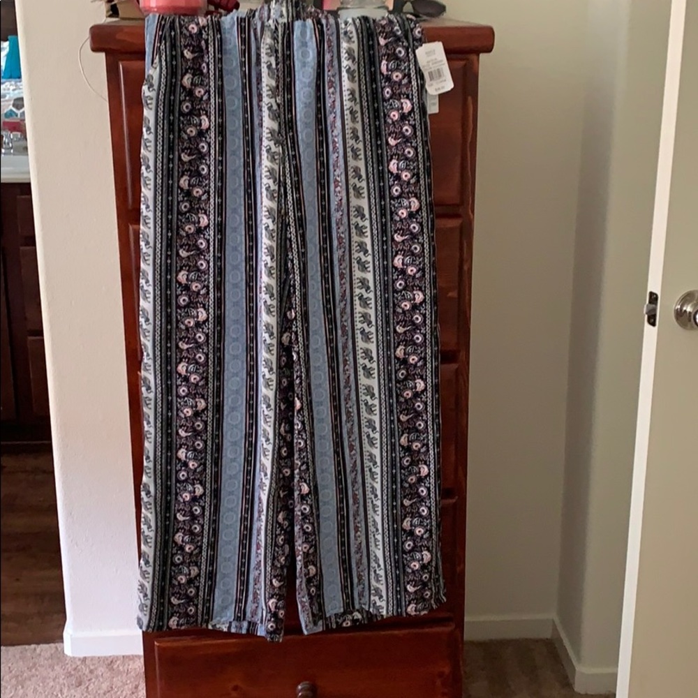 Joe Benbasset pants